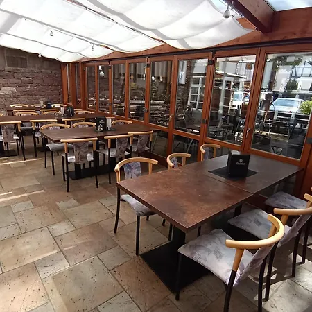 מלון Corveyer Hof 3*