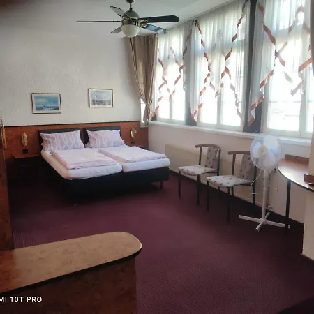 Hotel Corveyer Hof 3*