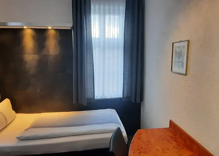 Corveyer Hof 3*